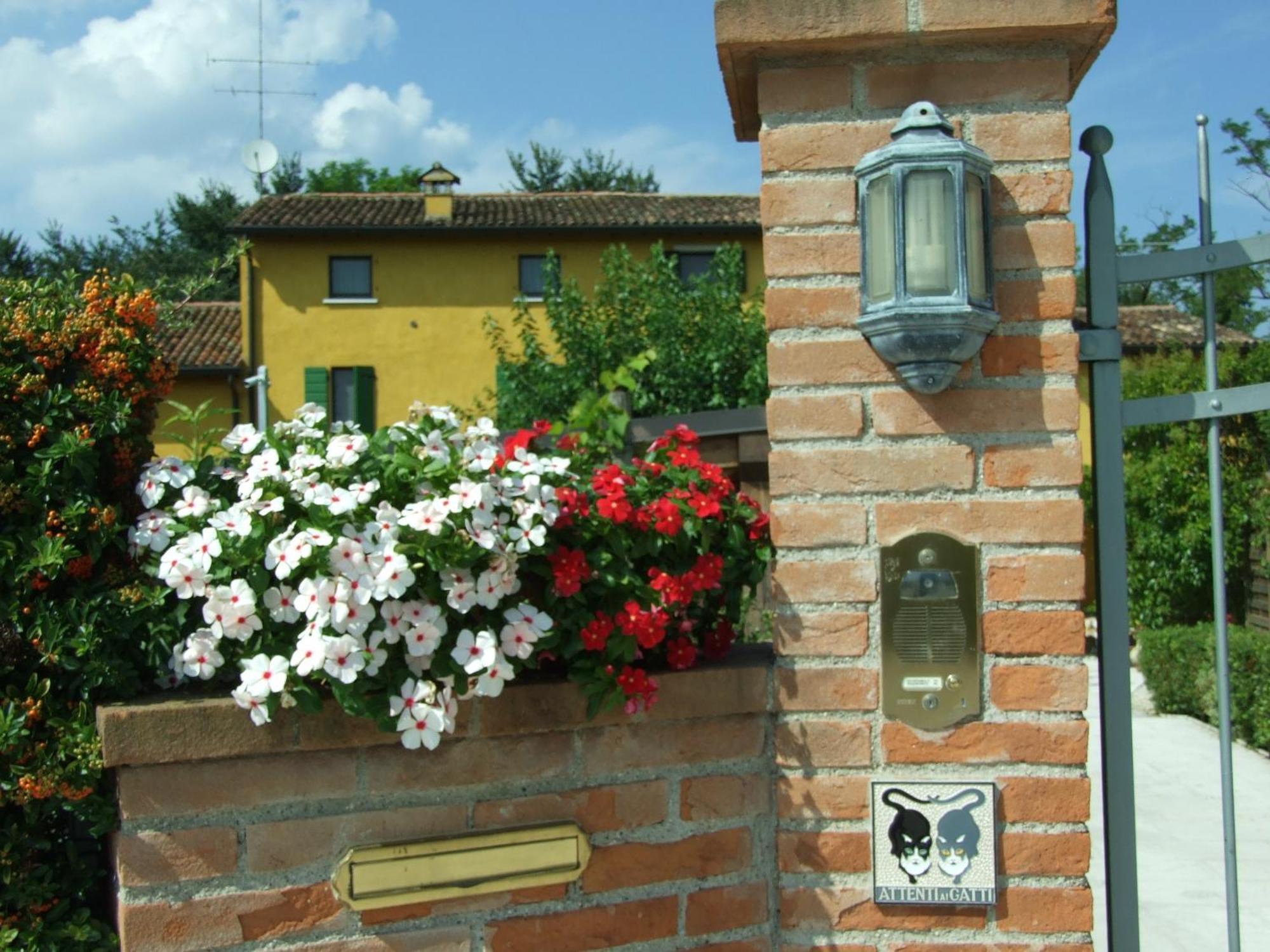 B&B Casacasina Monzambano Εξωτερικό φωτογραφία