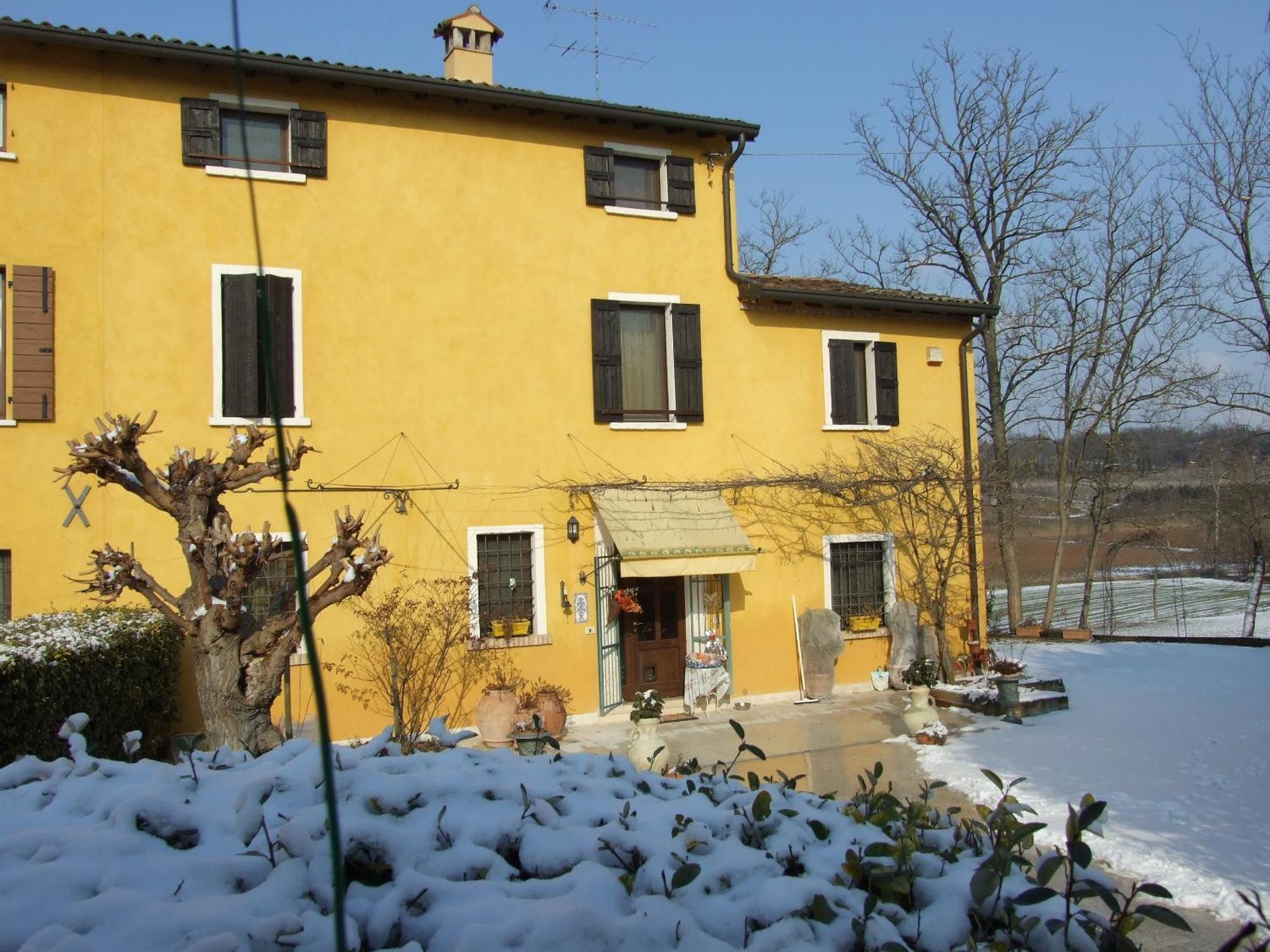 B&B Casacasina Monzambano Εξωτερικό φωτογραφία